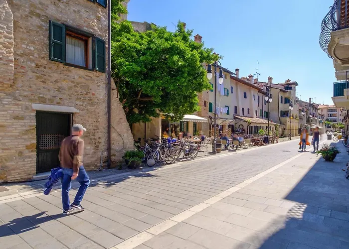 1 Bedroom Lovely In *