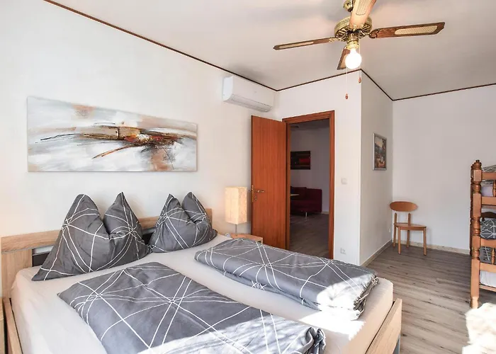 1 Bedroom Lovely In *