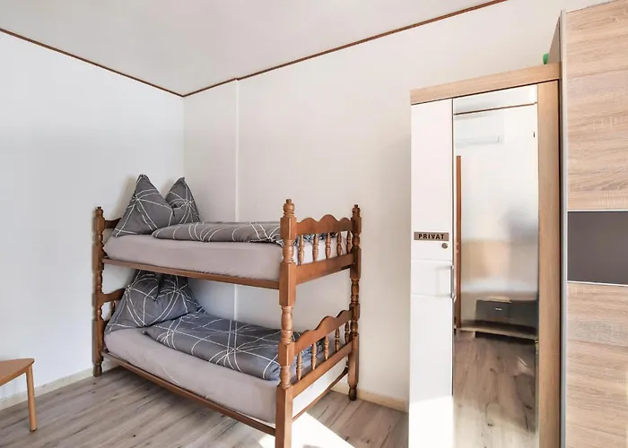 아파트 1 Bedroom Lovely In *